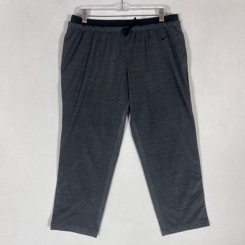 Nike Dri Fit Womens Capri Leggings Size Medium Gray Crop Pants Gym Run Yoga